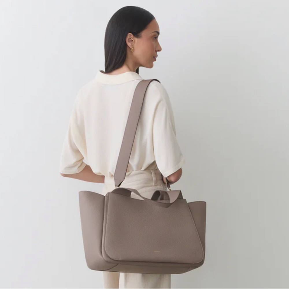 Cuyana Mila Satchel - Picture 8 of 12